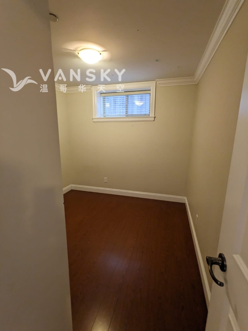 250304215525_WhatsApp Image 2025-02-07 at 17.49.26 1.jpeg